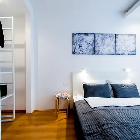 Vagabond Corvin Apartament *