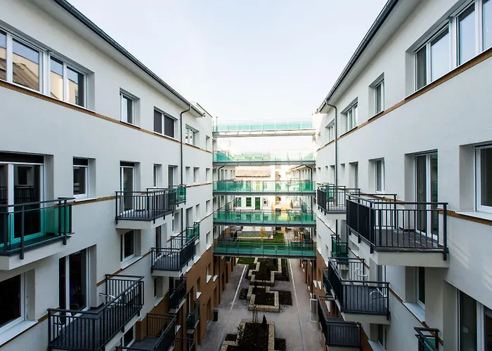 Vagabond Corvin Apartament *