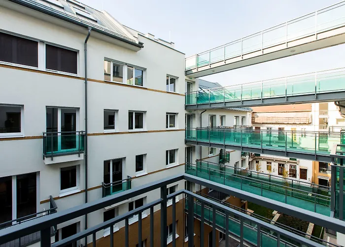 Vagabond Corvin Apartament *