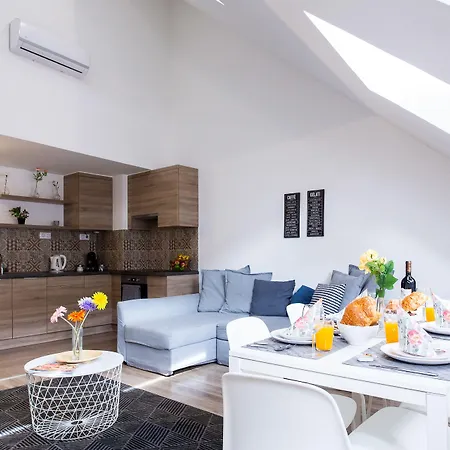 Vagabond Corvin Apartament *